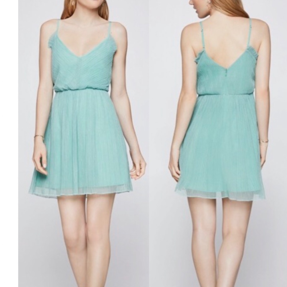 BCBGeneration Women's Sleeveless Pleated Dress